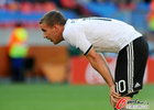 图文：德国0-1塞尔维亚 波多尔斯基累了