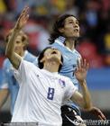 图文：乌拉圭VS韩国 金正友惨遭放倒