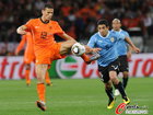 高清：乌拉圭2-3荷兰 斯内德建功罗本锁胜局